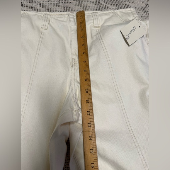 🎯60% OFF! Universal Thread Mid Rise Barrel Leg Ankle Denim Jeans - Picture 7 of 11